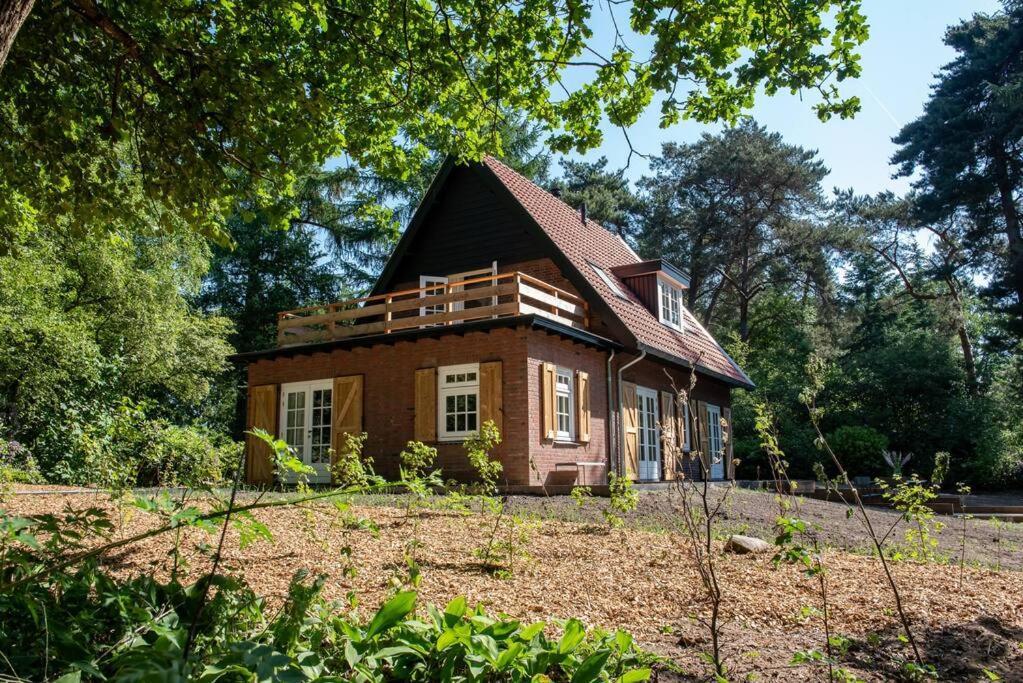 Fantastisch Familiehuis Met Grote Tuin I Bosrijk Lunteren Exteriör bild